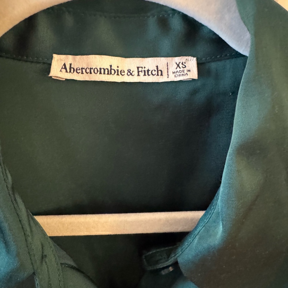 Abercrombie and Fitch satin shirt dress - Picture 9 of 16